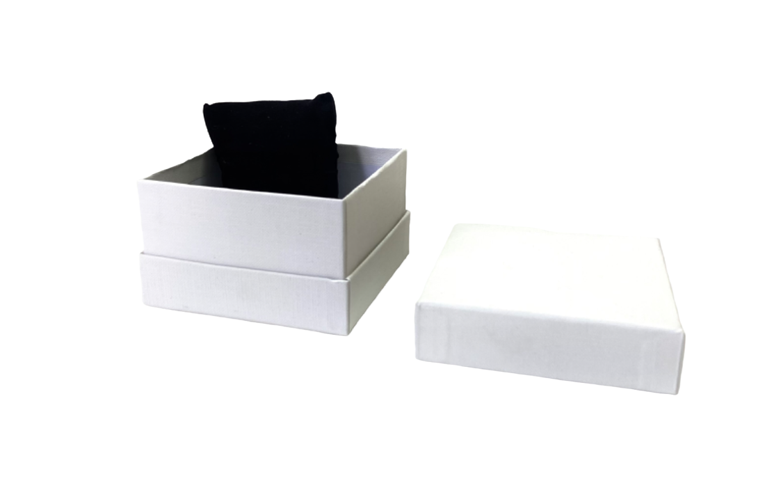 Коробка квадрат с подушечкой 9*9*6см/1шт белая